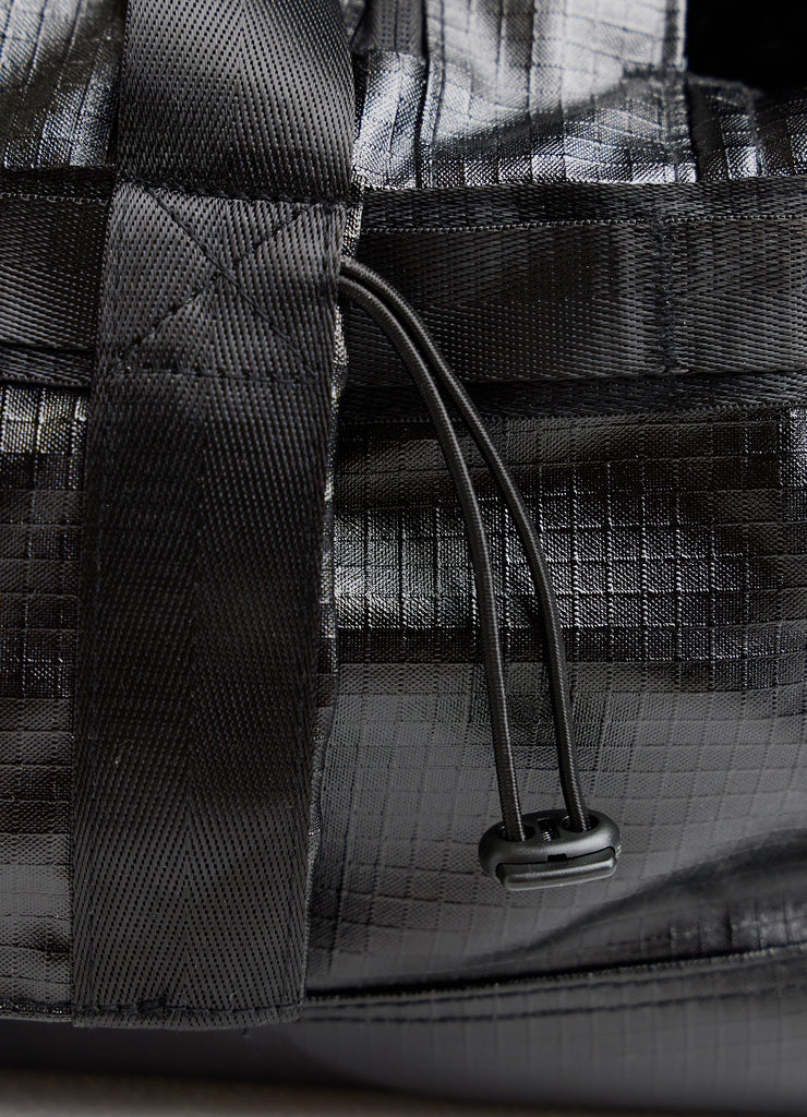 Close-up of bungee loop attachment on the TRI-FIT 3T Bag